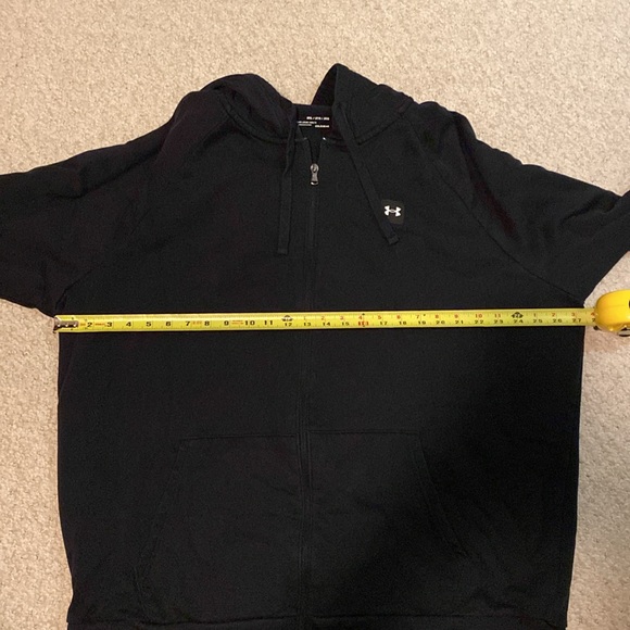 Under Armour Men’s full-zip black hoodie - Picture 8 of 9